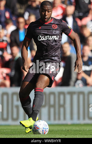 Middlesbrough, UK. 14. September 2019. Yakou Meite der Lesung während der Sky Bet Championship Match zwischen Middlesbrough und Lesung im Riverside Stadium, Middlesbrough am Samstag, dem 14. September 2019. (Credit: Mark Fletcher | MI Nachrichten) nur die redaktionelle Nutzung, eine Lizenz für die gewerbliche Nutzung erforderlich. Foto darf nur für Zeitung und/oder Zeitschrift redaktionelle Zwecke Credit: MI Nachrichten & Sport/Alamy Live-Nachrichten verwendet werden. Stockfoto