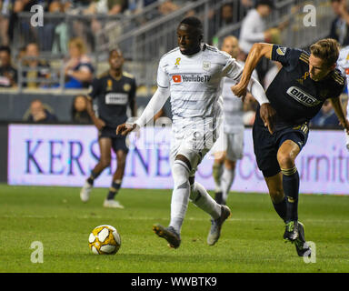 Chester, Pennsylvania, USA. 14 Sep, 2019. LAFC player, ADAMA DIOMANDE (99), die in Aktion gegen die von der Union JACK ELLIOTT (3) während der Gleichen bei Talen Energie Stadion in Chester, Pennsylvania Credit: Ricky Fitchett/ZUMA Draht/Alamy leben Nachrichten Stockfoto