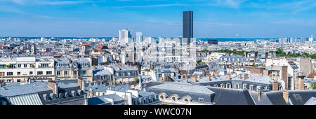 Paris, typischen Dächer, Luftaufnahme mit dem Turm Montparnasse im Hintergrund, Blick vom Pantheon Stockfoto