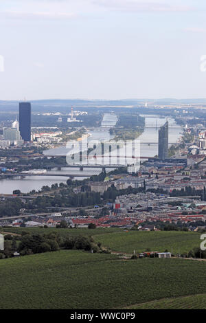 Brücken über die Donau Wien Stadtbild Stockfoto