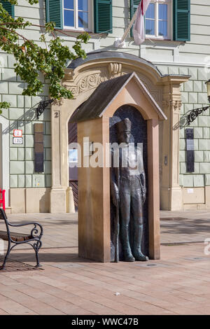 Stadt Wachhaus mit der Soldat Statue in Bratislava, Slowakei Stockfoto