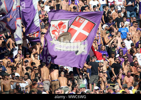 Florenz, Italien. 14 Sep, 2019. Florenz, Italien, 14. September 2019: FIORENTINA SUPPORTERTS in der Serie A Fußball Spiel Fiorentina und Juventus Turin, am Stadion Artemio Franchi in Florenz. Credit: Unabhängige Fotoagentur/Alamy leben Nachrichten Stockfoto