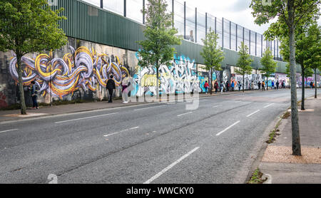 Frieden Wand, Cupar Weg, Belfast, Nordirland Stockfoto