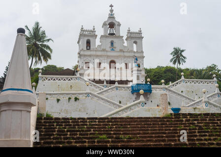 Gebäude und kommerziellen Einrichtungen in Panjim die Hauptstadt von Goa Stockfoto