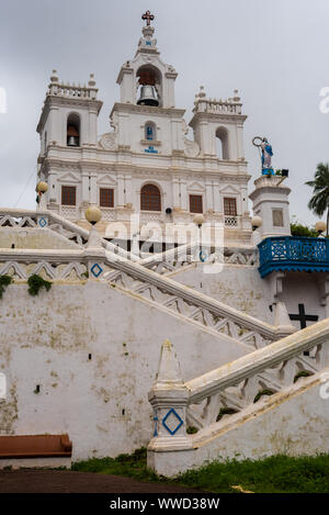 Gebäude und kommerziellen Einrichtungen in Panjim die Hauptstadt von Goa Stockfoto