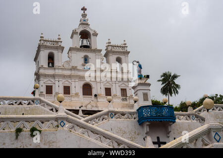 Gebäude und kommerziellen Einrichtungen in Panjim die Hauptstadt von Goa Stockfoto