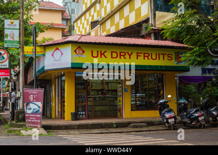 Panjim, Goa/Indien - 15. August 2019: Gebäude und kommerziellen Einrichtungen in Panjim die Hauptstadt von Goa Stockfoto