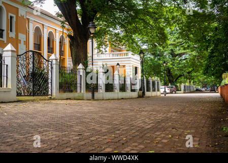 Gebäude und kommerziellen Einrichtungen in Panjim die Hauptstadt von Goa Stockfoto