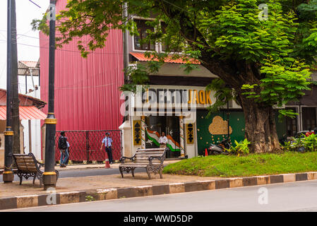 Panjim, Goa/Indien - 15. August 2019: Gebäude und kommerziellen Einrichtungen in Panjim die Hauptstadt von Goa Stockfoto