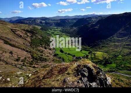 Die grüne Wiese, die von seathwaite Stockfoto