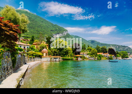 Ufer des Comer Sees in Lenno Stadt, Region Lombardei in Italien Stockfoto