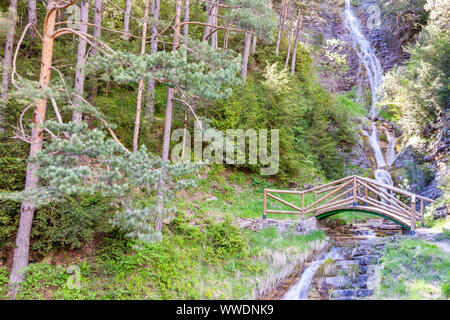 Sibiscal Wasserfall, Aisa Tal in La Jacetania, Huesca, Spanien Stockfoto