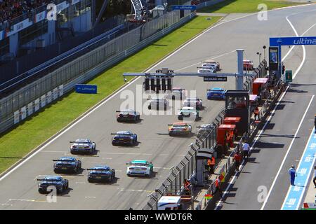 Nürburg, Deutschland. 15 Sep, 2019. Nürburg, Deutschland 13.-15. September 2019: DTM Nürburgring - Rennen 2 - 2019 Startphase | Verwendung der weltweiten Kredit: dpa/Alamy leben Nachrichten Stockfoto