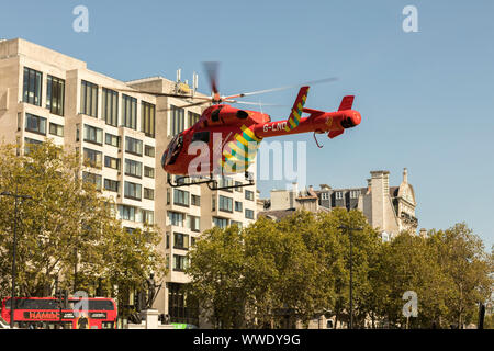 London, Großbritannien. 15. September, 2019. London Air Ambulance in Wellington Arch. Stockfoto