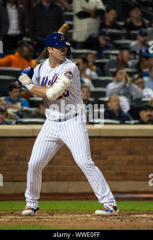 September 13, 2019: New York Mets erste Basisspieler Pete Alonso (20) bis zu bat ist während des Spiels zwischen den New York Mets und die Los Angeles Dodgers an Citi Field in Queens, New York. Obligatorische Credit: Kostas Lymperopoulos/CSM Stockfoto