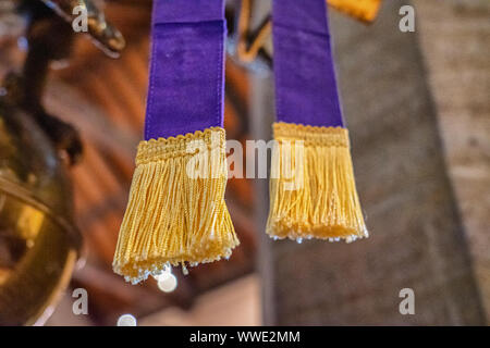 Kirche Rednerpult Bibel markieren Ribbon Stockfoto