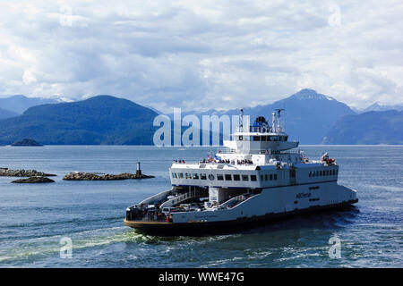 BC Ferries Fähre "Königin der Capilano' verlassen Horseshoe Bay auf dem Weg nach Bowen Island. West Vancouver, BC, Kanada. Stockfoto