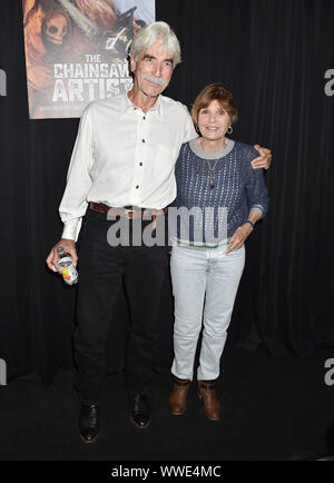 HOLLYWOOD, CA - 14. SEPTEMBER: Sam Elliott (L) und Katharine Ross an der Stacy Poitras'Art Galerie Ausstellung für Dokumentarfilm Premiere von "Die Kettensäge Künstler" am 14. September stattfand, 2019 in Hollywood, Kalifornien. Stockfoto