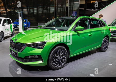 FRANKFURT, Deutschland - 11.September 2019: Neue Skoda Scala Auto auf der Frankfurter Automobilausstellung IAA 2019 präsentiert. Stockfoto