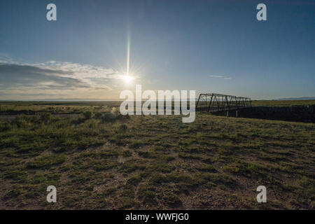 Lobato Brücke über den Rio Grande, San Juan County, Colorado, USA. Stockfoto