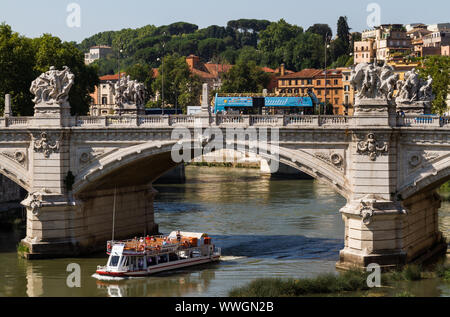 Ger: Rom. Brücke Vittorio Emanuele II. GER: Rom. Brücke Vittorio Emanuele II. Stockfoto