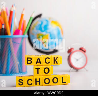 Nahaufnahme von zurück zu Schule Konzept im Hintergrund Stockfoto