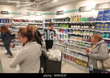 Store NORMAL IN PARIS Stockfoto