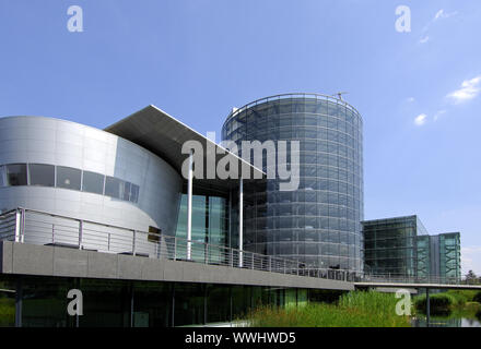 Gläserne Manufaktur von Volkswagen, Dresden Stockfoto