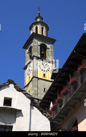 Glockenturm, Intragna, Tessin, Schweiz Stockfoto