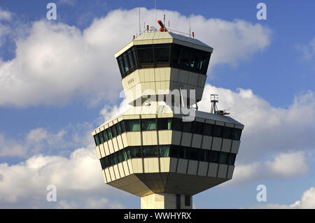 Control Tower bei Otto Lilienthal Flughafen Stockfoto