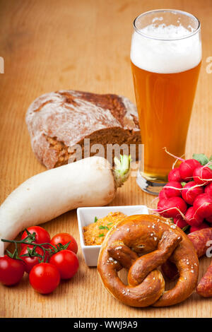 Typisch Bayerische Brotzeit snack genannt, Süd deutschland Stockfoto