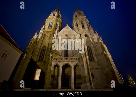 Romanische Abteikirche in Klosterneuburg, Niederösterreich, Österreich, Widerrufsbelehrung Stockfoto