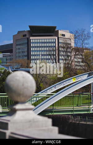 Raiffeisen Zentral Bank Gebäude in Wien, Österreich, Europa Stockfoto