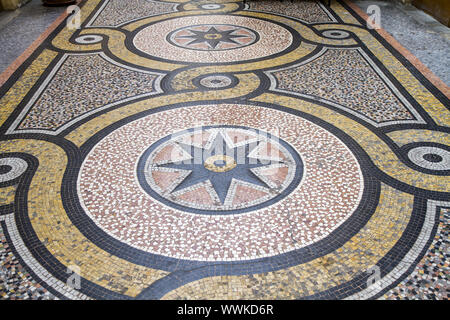 Mosaik in der Galerie Vivienne, Paris, Frankreich Stockfoto