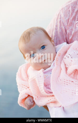 Blue eyed baby Stockfoto