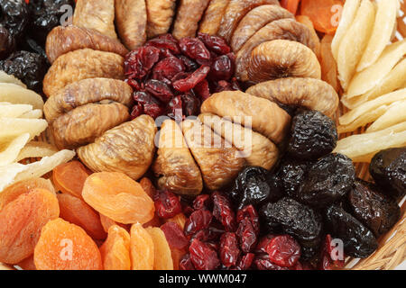 Nahaufnahme von verschiedenen getrockneten exotischen Früchten Stockfoto