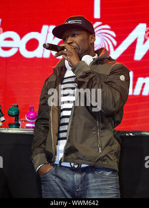 50 Cent, US-Rap Star, die in Berlin Autogramm. Stockfoto