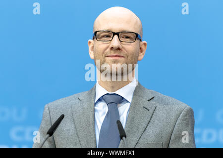 Peter Tauber (CDU), der neue Generalsekretär der CDU, auf der Pressekonferenz. Stockfoto