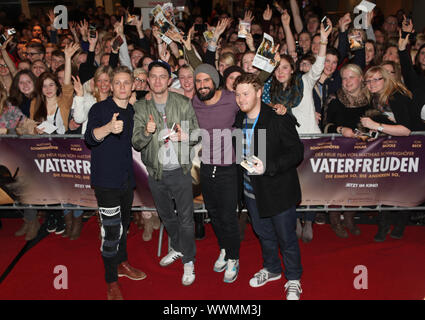 Wis Matthias Schweighöfer, Tom Beck, Friedrich Mücke, Musiker Ricky Dean Howard in Magdeburg. Stockfoto