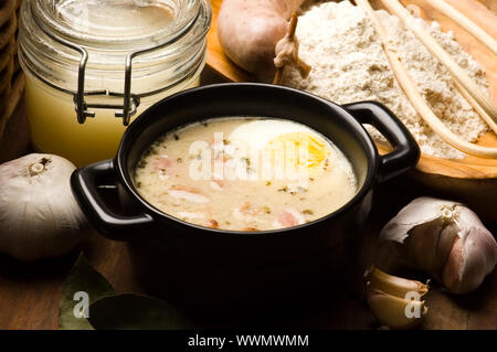 Sauerteig, zur, zurek-Komponente eines traditionelle polnische Suppe Stockfoto