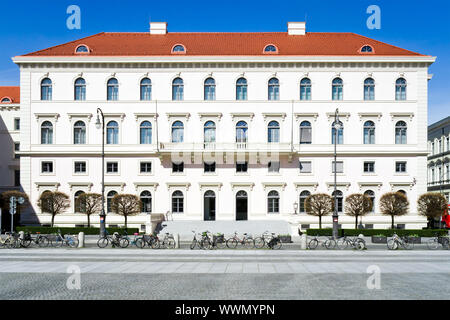 Ein Bild des berühmten Palais Ludwig Ferdinand München Deutschland Stockfoto