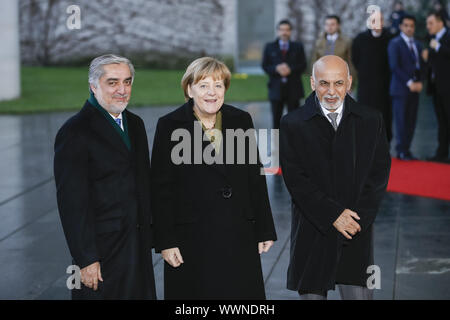 Merkel begrüßt Präsident von Afghanistan Aschraf Ghani Ahmadsai. Stockfoto