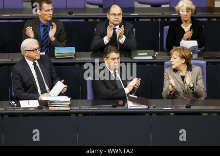 97. Sitzung des Deutschen Bundestages - Beratung der Bundesregierung Stockfoto