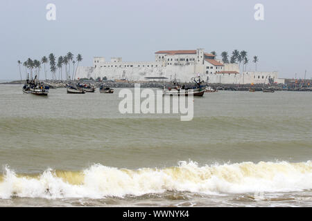 Elmina Castle, Ghana alias St George Schloss - ein wichtiger Knotenpunkt im trans-atlantischen Sklavenhandels Stockfoto