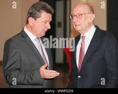 Dr. Lutz Trümper (Magdeburg) und Edzard Reuter Stockfoto