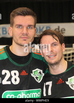 Handball- und Europameister 2016 Erik Schmidt u. Kai Häfner (TSV Hannover-Burgdorf) Stockfoto