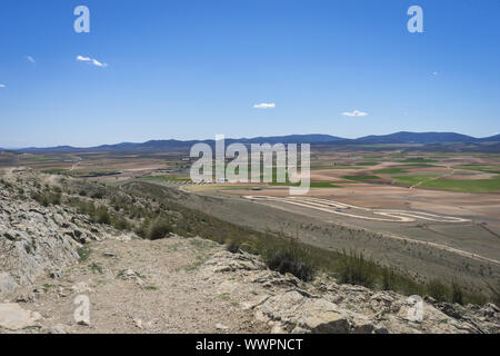 Blick von der mittelalterlichen Burg von Consuegra in der Provinz Toledo, Spanien Stockfoto