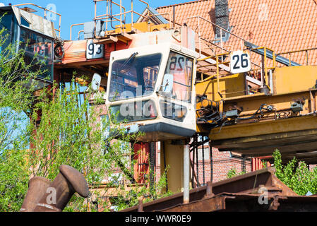 Straddle Carrier für den Einsatz in Hafenterminals, für Stacking und beweglichen Standard Container Stockfoto