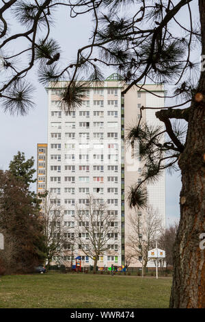 Vorgefertigte Gebäude Landeshauptstadt Magdeburg Stockfoto