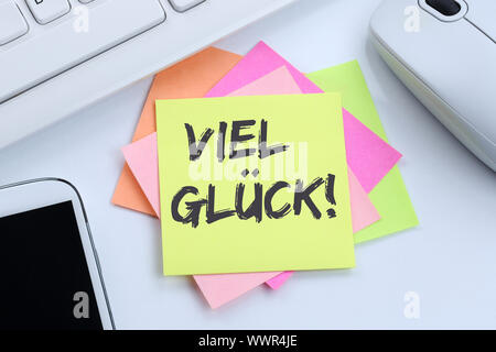 Viel Glück Erfolg erfolgreiche Test Test wünsche Schreibtisch Stockfoto